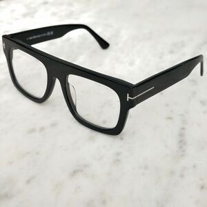 NWT Tom Ford Fausto FT0711 Eyeglasses – Black 53mm – Made in Italy – c o p y